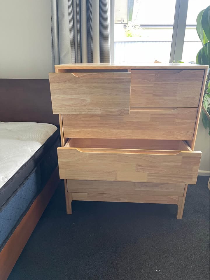 Solid Wood Tall Boy Drawers