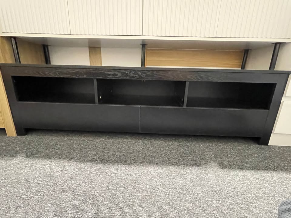 Large Black Entertainment Unit – 160cm